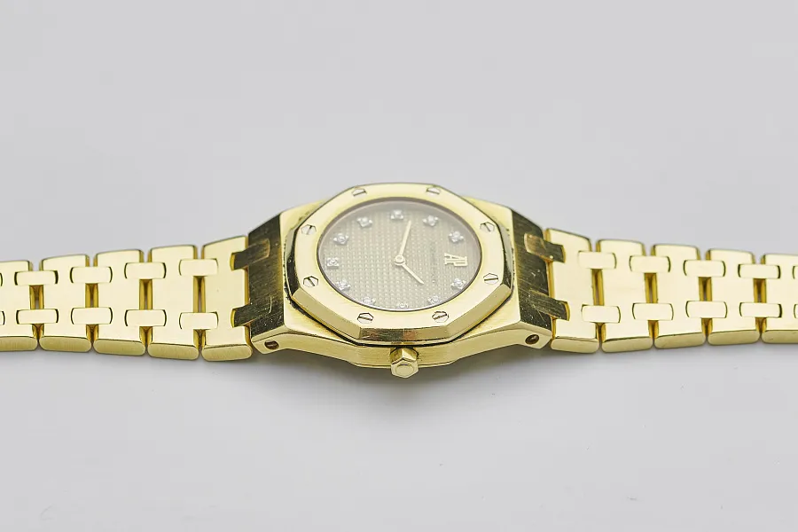 Audemars Piguet Royal Oak Lady 26.5mm Yellow gold Champagne 4