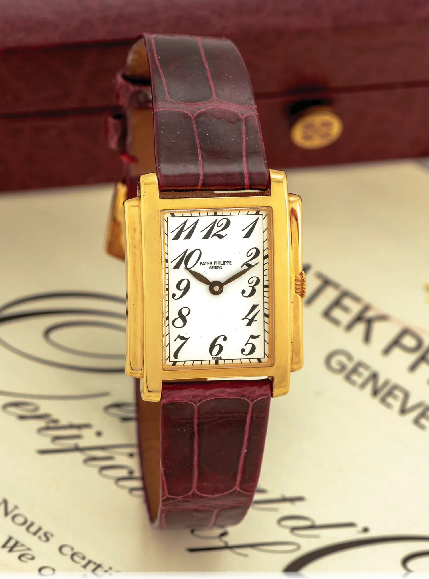 Patek Philippe Gondolo 4824 22mm Yellow gold White