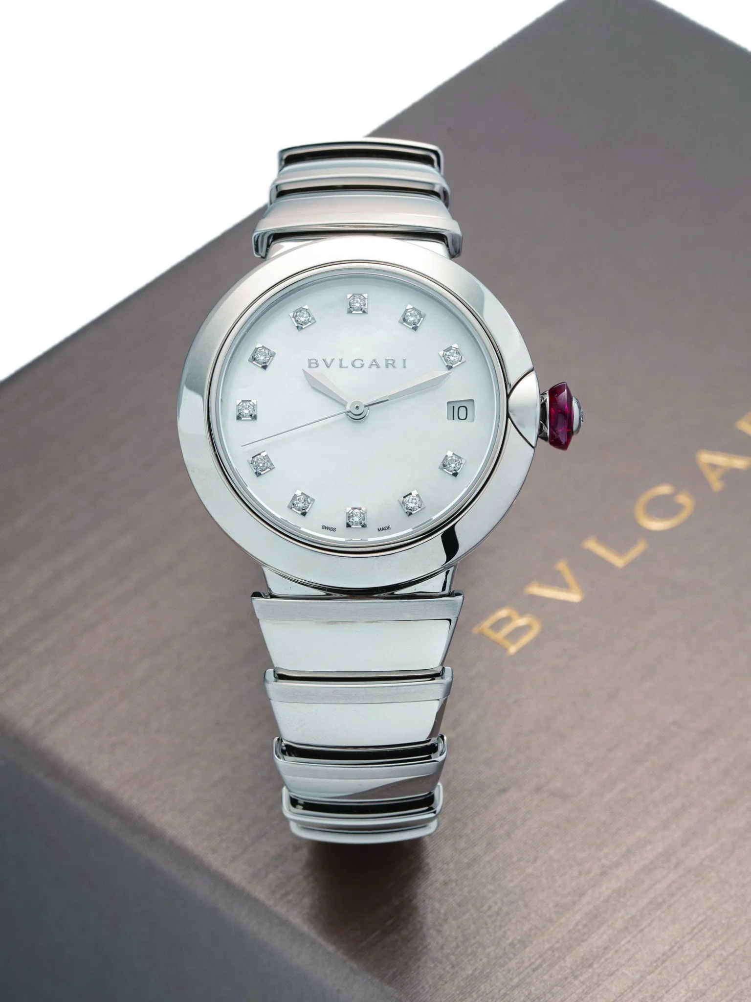 Bulgari LVCEA LU36WSSD/11 36mm Stainless steel Mother-of-pearl