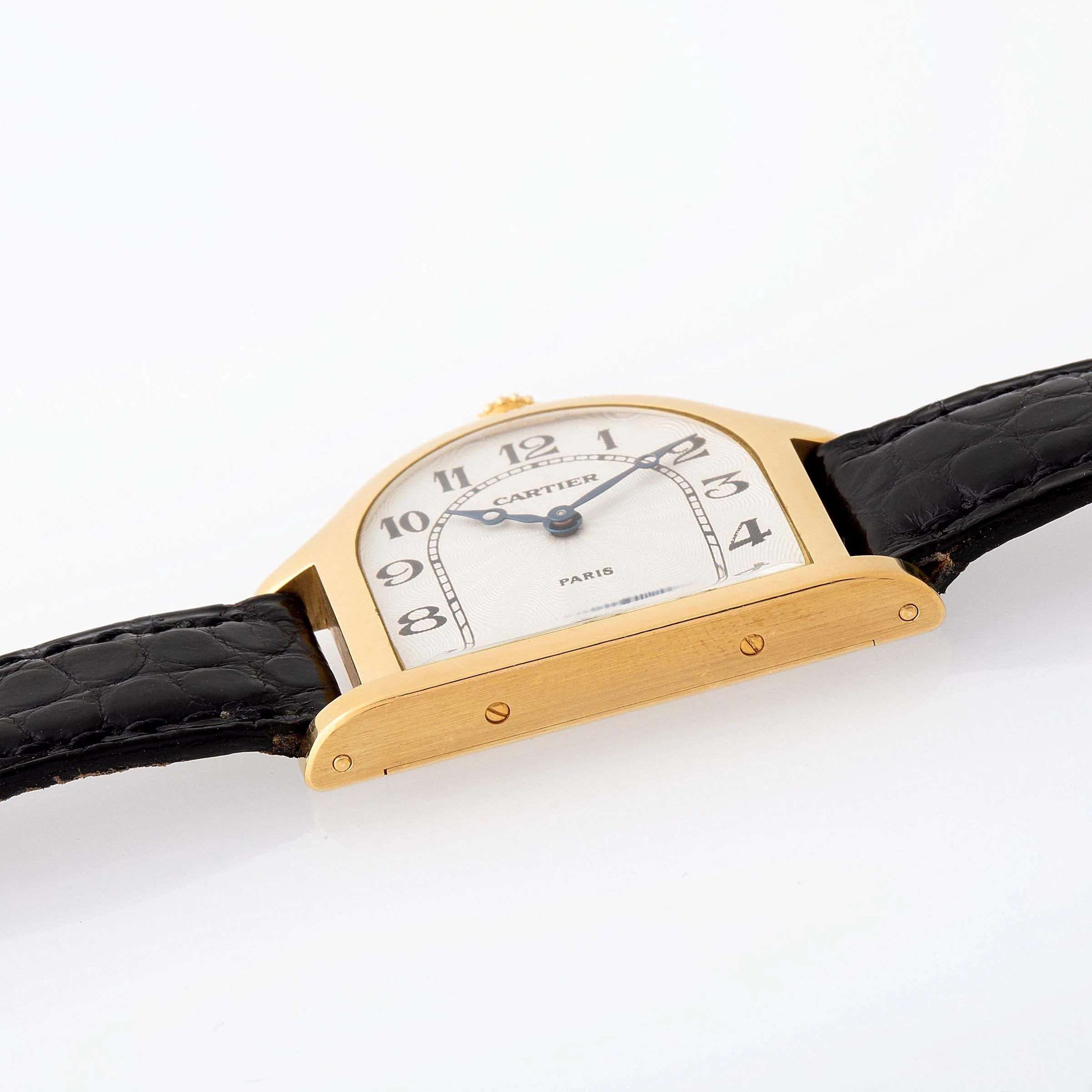 Cartier Cloche 8876 25mm Yellow gold 1