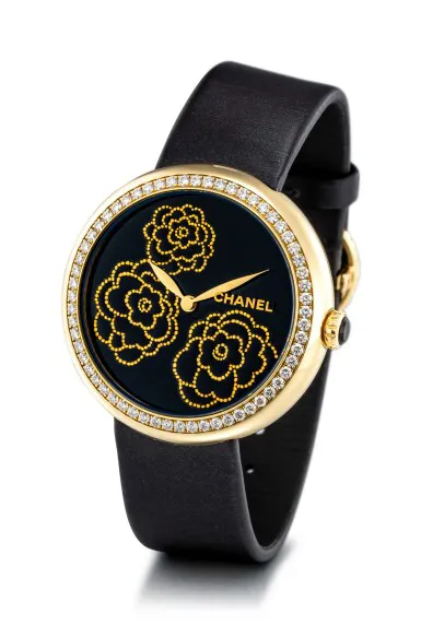 Chanel J12 H3567 37mm Yellow gold Black 1