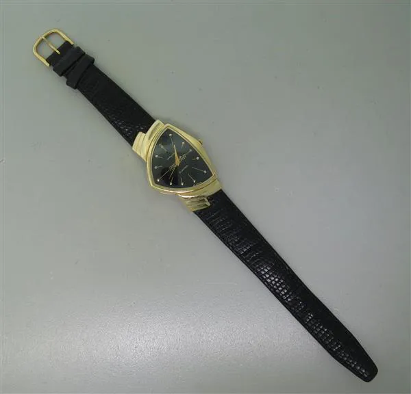 Hamilton Ventura H244710 32mm 14k gold black dial