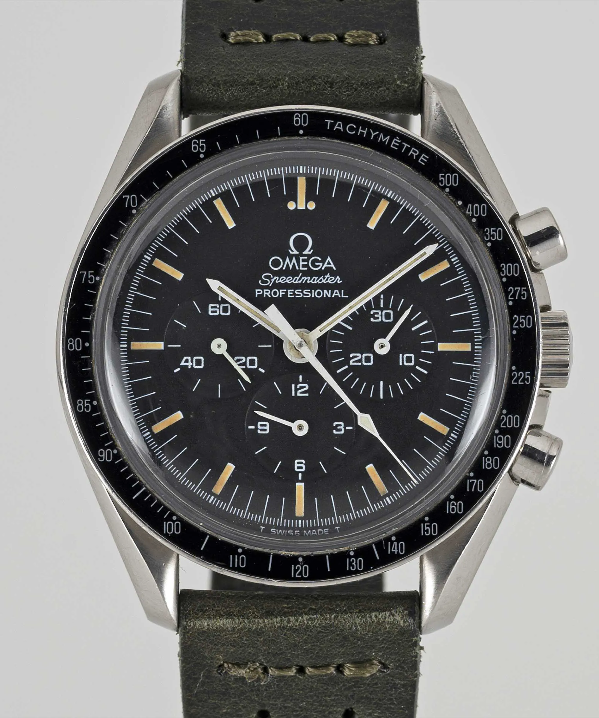 Omega Speedmaster Moon watch 1450022-3450022 42mm Stainless steel signed