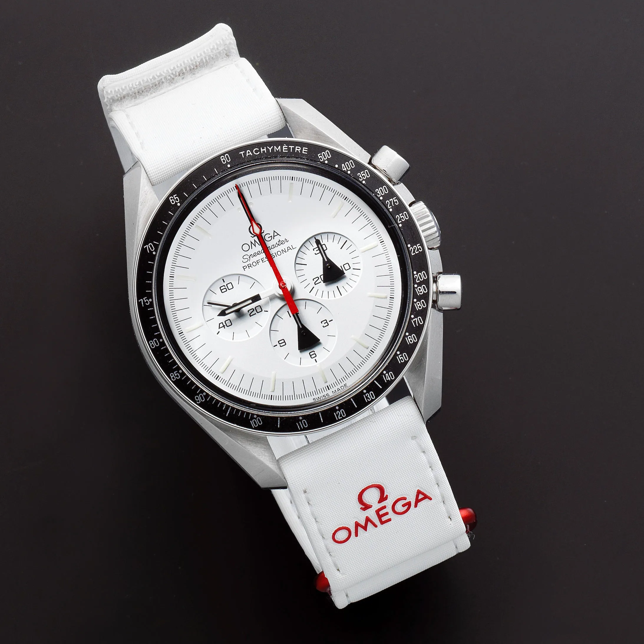 Omega Speedmaster Moon watch 311.32.42.30.04.001 42mm Stainless steel White