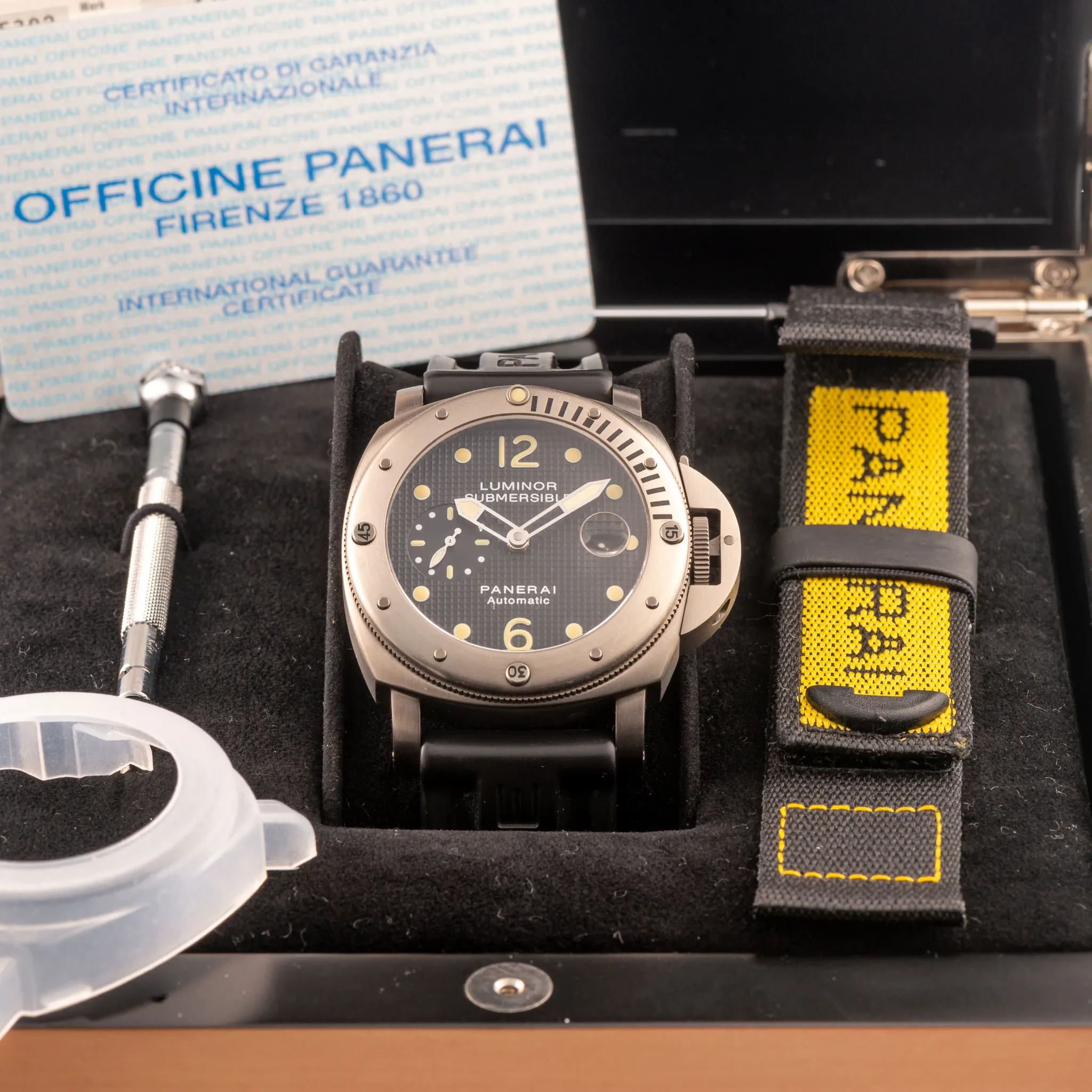 Panerai Submersible PAM 00024 44mm Stainless steel Black 3