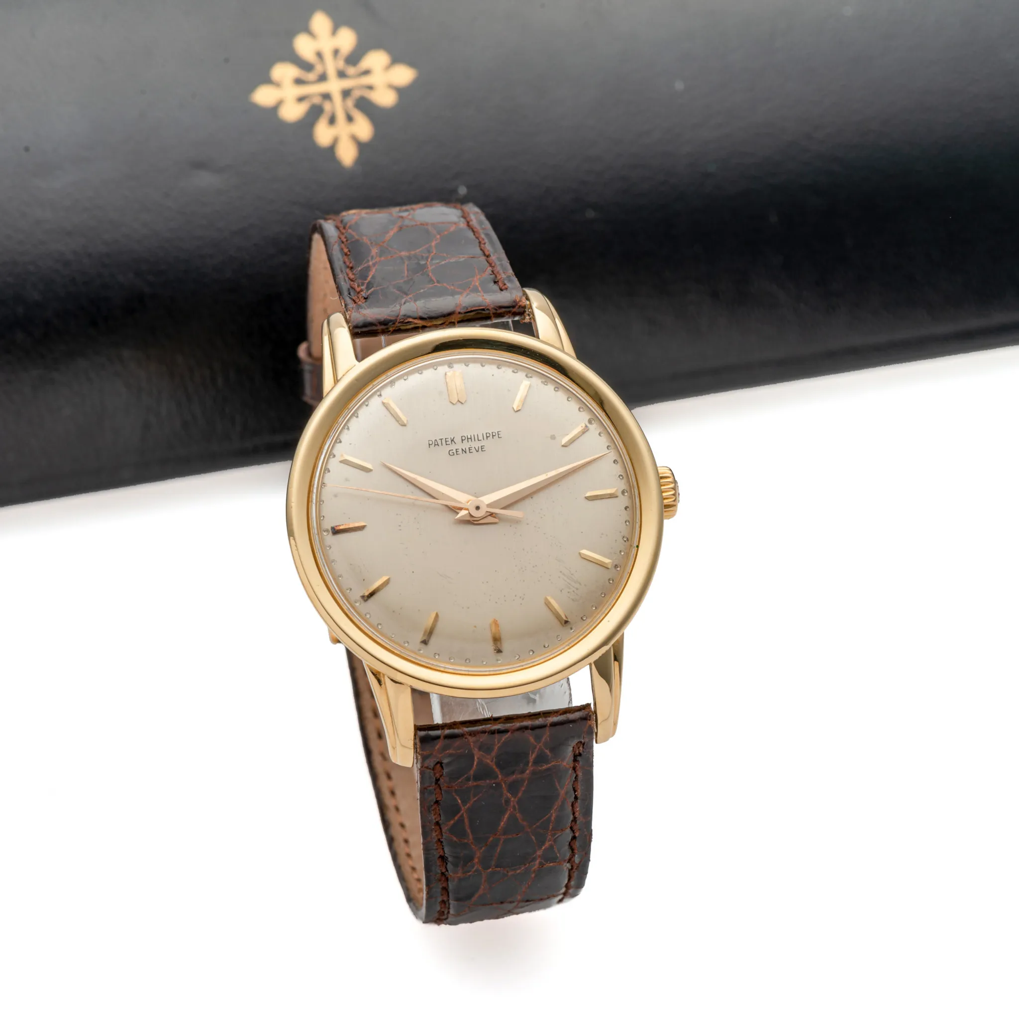 Patek Philippe 2481 36.8mm Yellow gold Beige