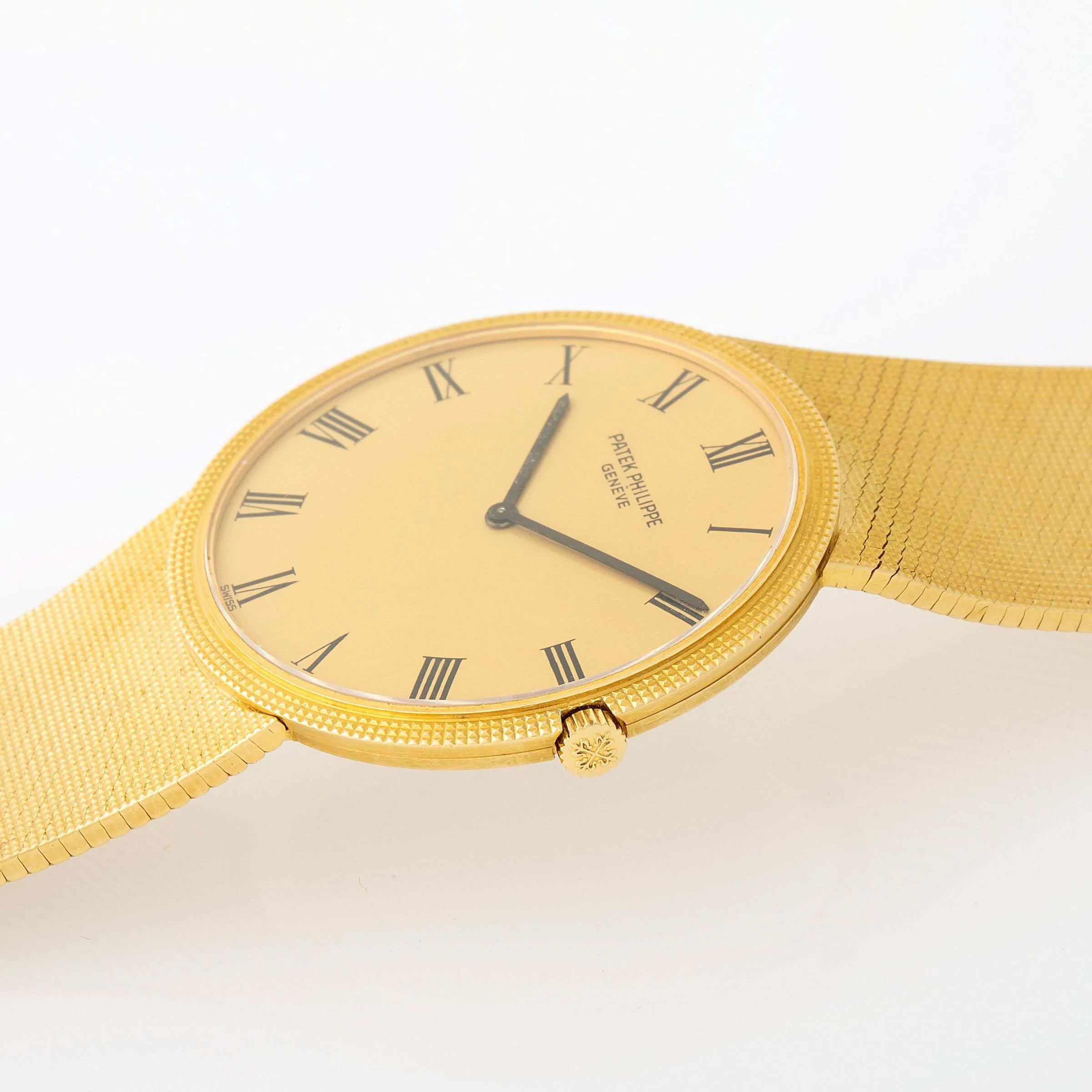 Patek Philippe 3588-1 35mm Yellow gold Champagne 1