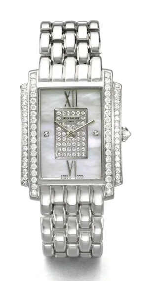 Patek Philippe 4825/101 37mm Mother-of-pearl