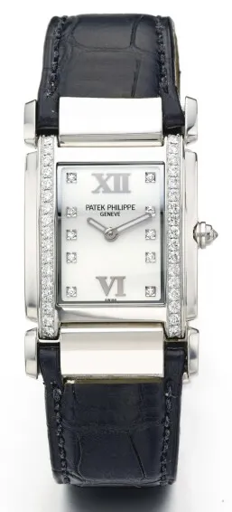 Patek Philippe 4920 25mm White gold Silver