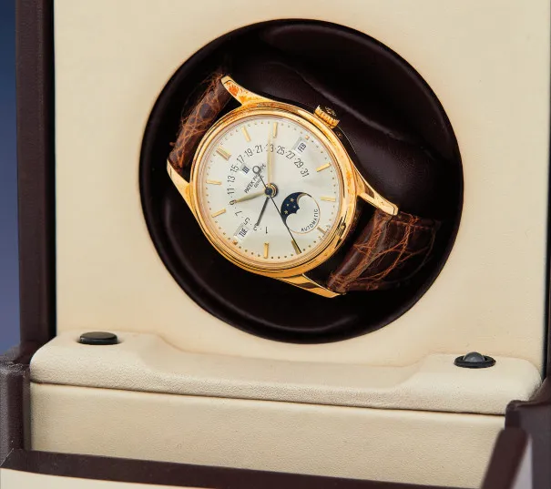 Patek Philippe 5050 35mm Yellow gold Silvered 1