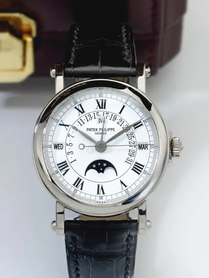 Patek Philippe Perpetual Calendar 5059G 36mm White gold White