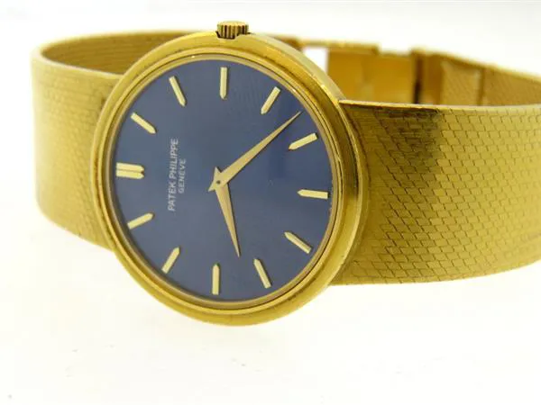 Patek Philippe Calatrava 3606-1 33mm Yellow gold Blue 4