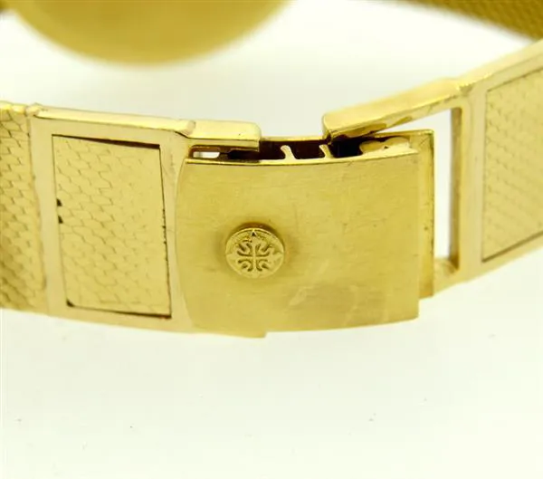 Patek Philippe Calatrava 3606-1 33mm Yellow gold Blue 6