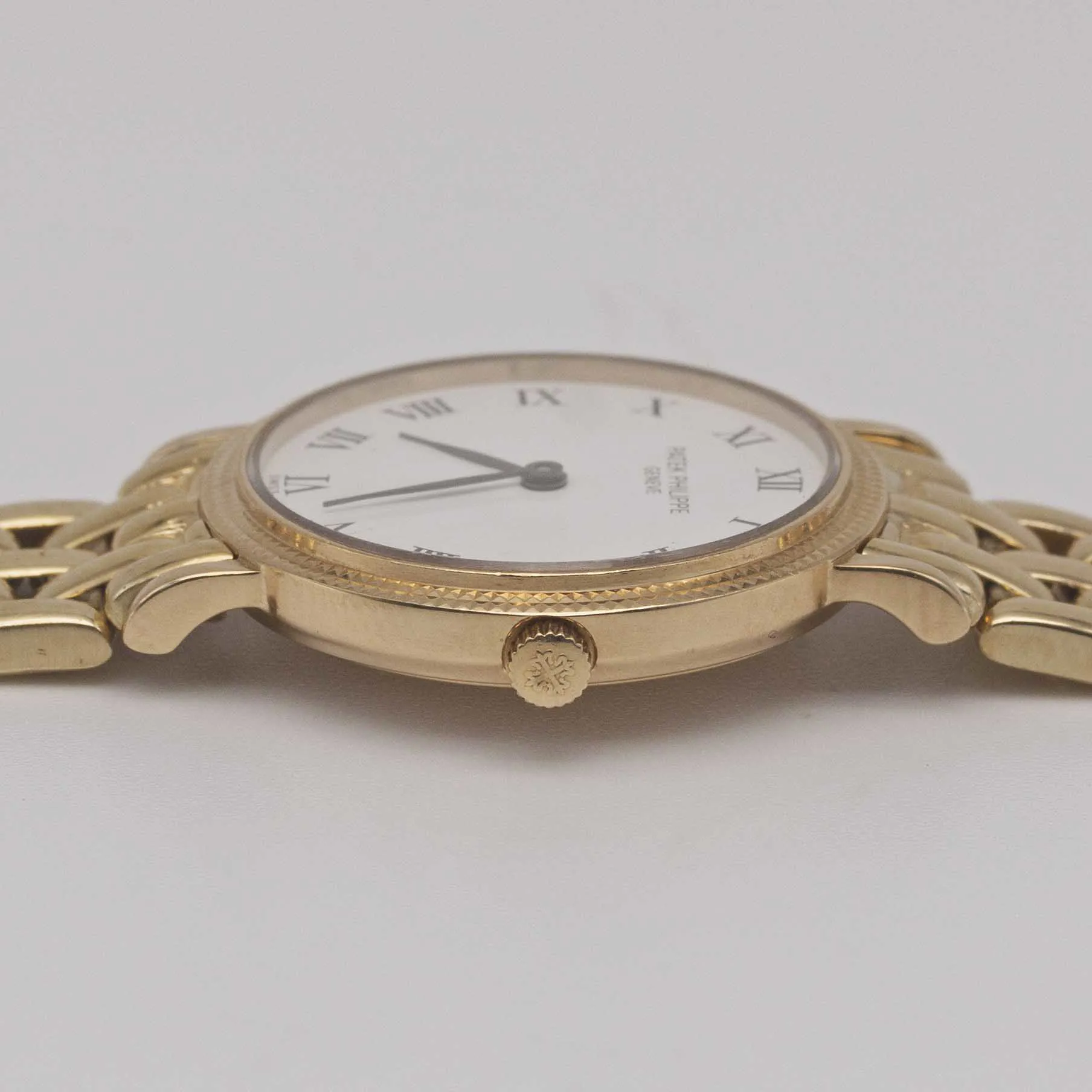 Patek Philippe Calatrava 4819 25mm Yellow gold White 7