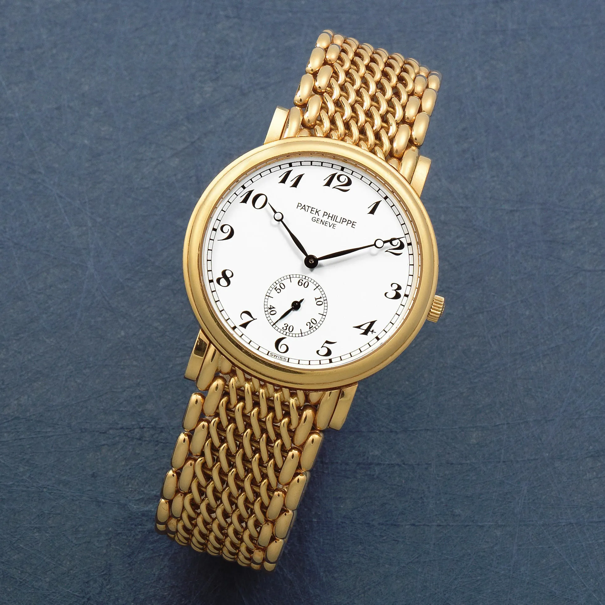 Patek Philippe Calatrava 5022/1J-011 33mm Yellow gold White