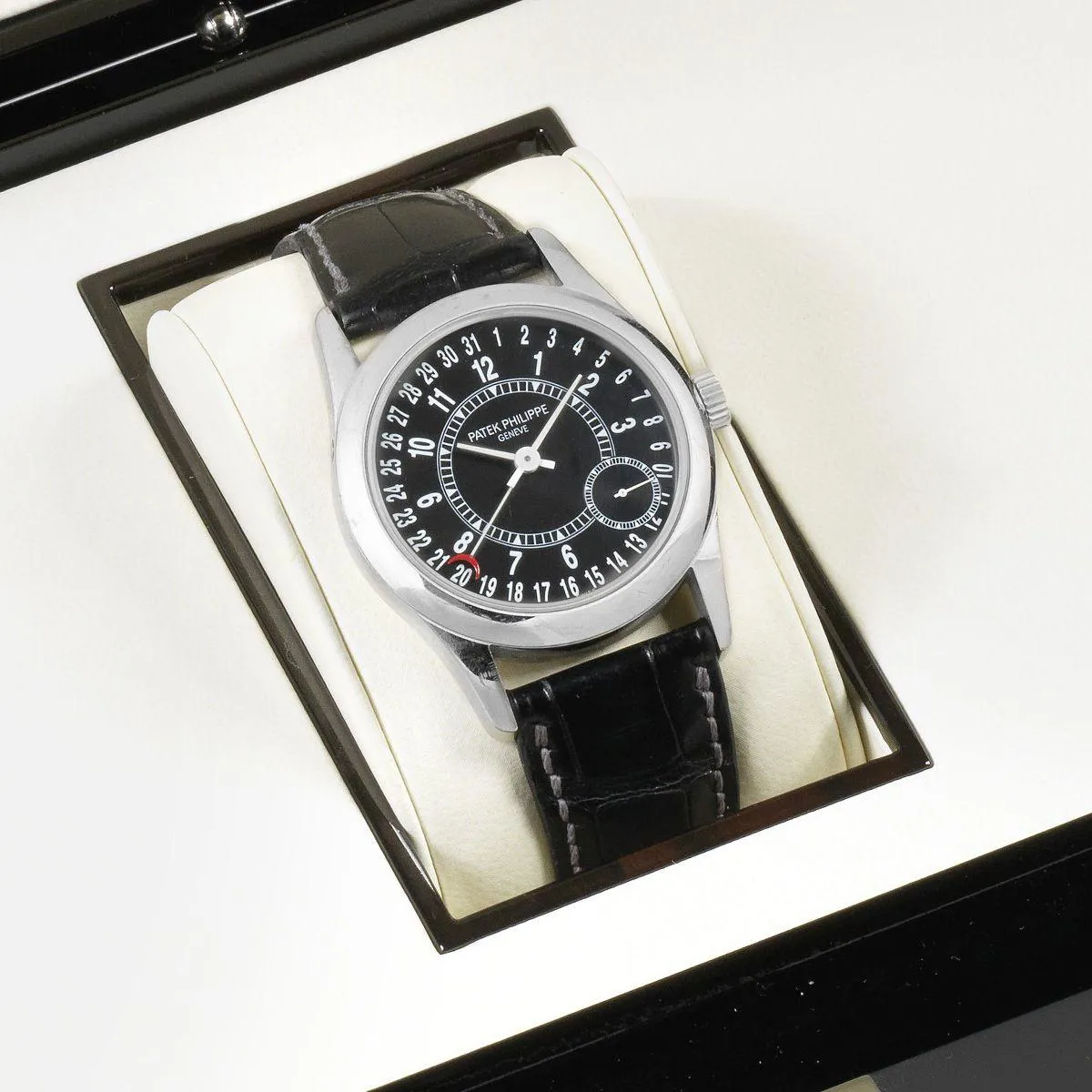 Patek Philippe Calatrava 6000G 37mm White gold Black