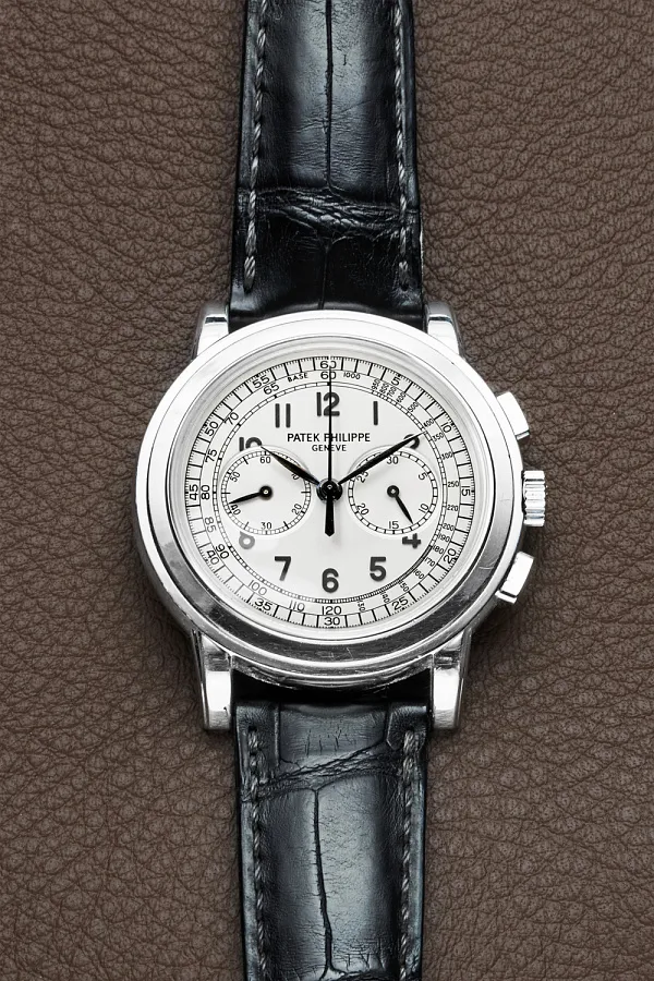 Patek Philippe Chronograph 5070 G 42mm White gold Silver