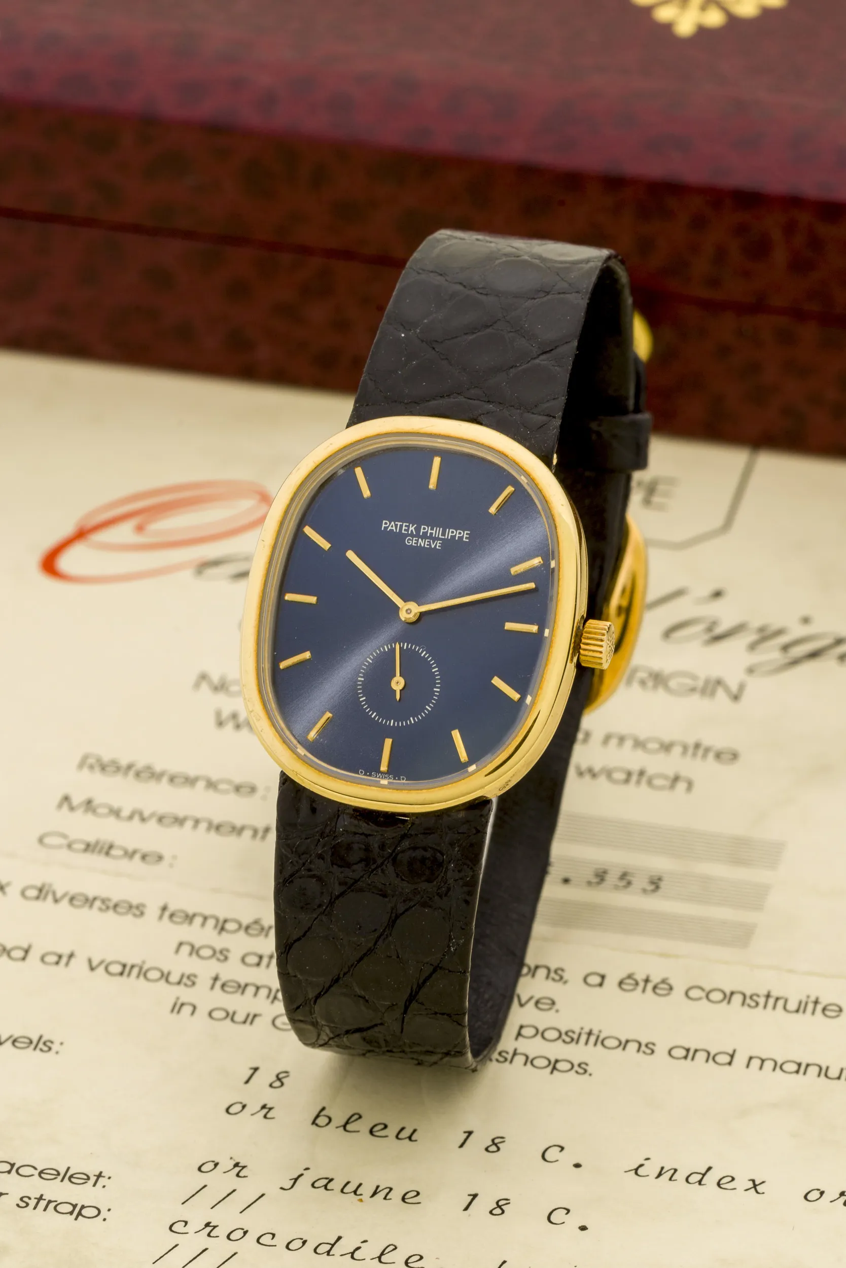 Patek Philippe Ellipse 3978 29mm Yellow gold Blue