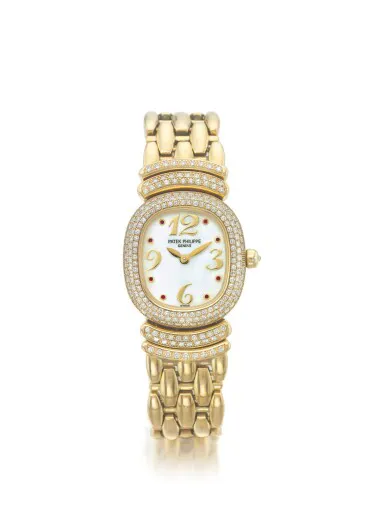 Patek Philippe Golden Ellipse 4831 26mm Yellow gold Mother-of-pearl