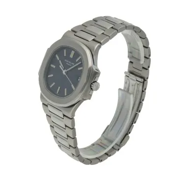 Patek Philippe Nautilus 3800/1A 37mm Stainless steel Blue 1