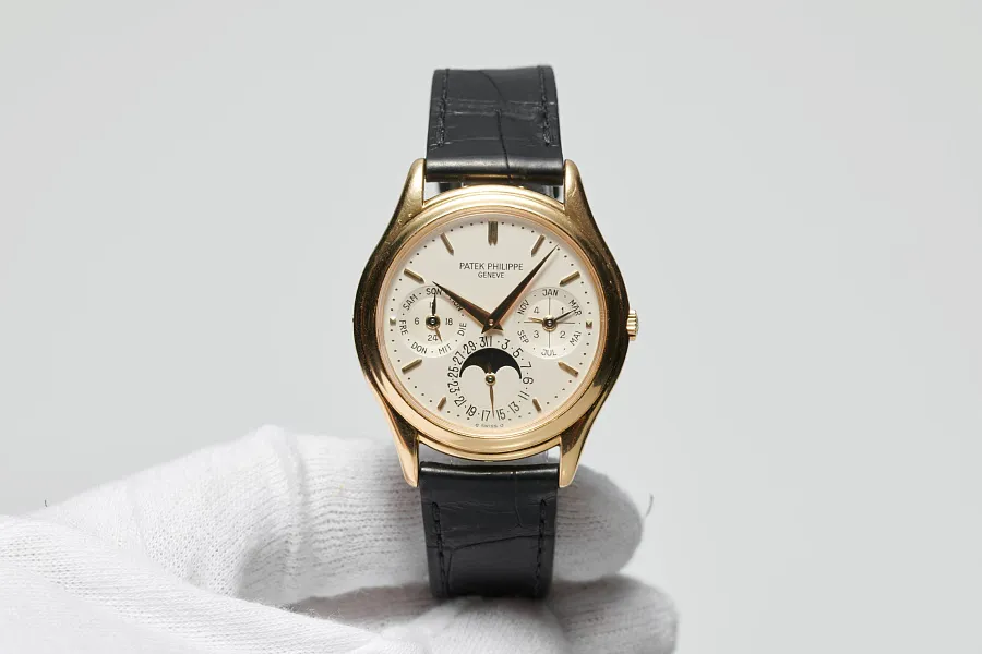 Patek Philippe Perpetual Calendar 3940J 36mm Yellow gold White 1