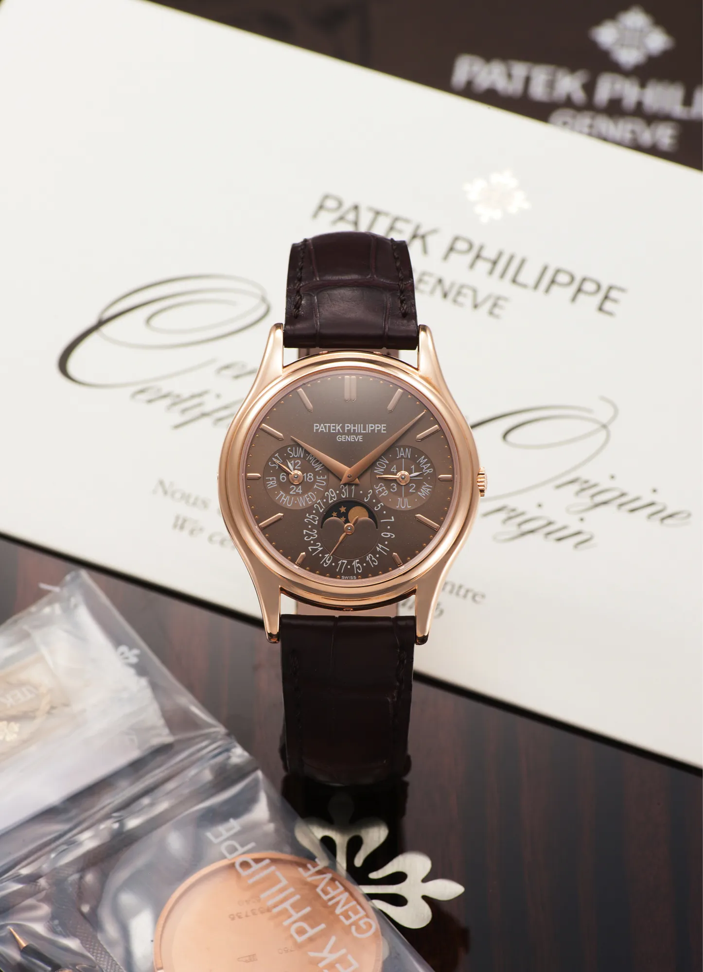 Patek Philippe Perpetual Calendar 5140R 37mm Rose gold Brown