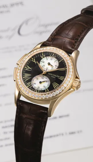 Patek Philippe Calatrava 4934 35mm Rose gold Mother-of-pearl