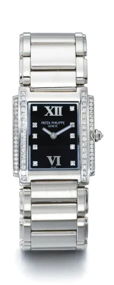 Patek Philippe Twenty~4 4910/20 30mm White gold Black