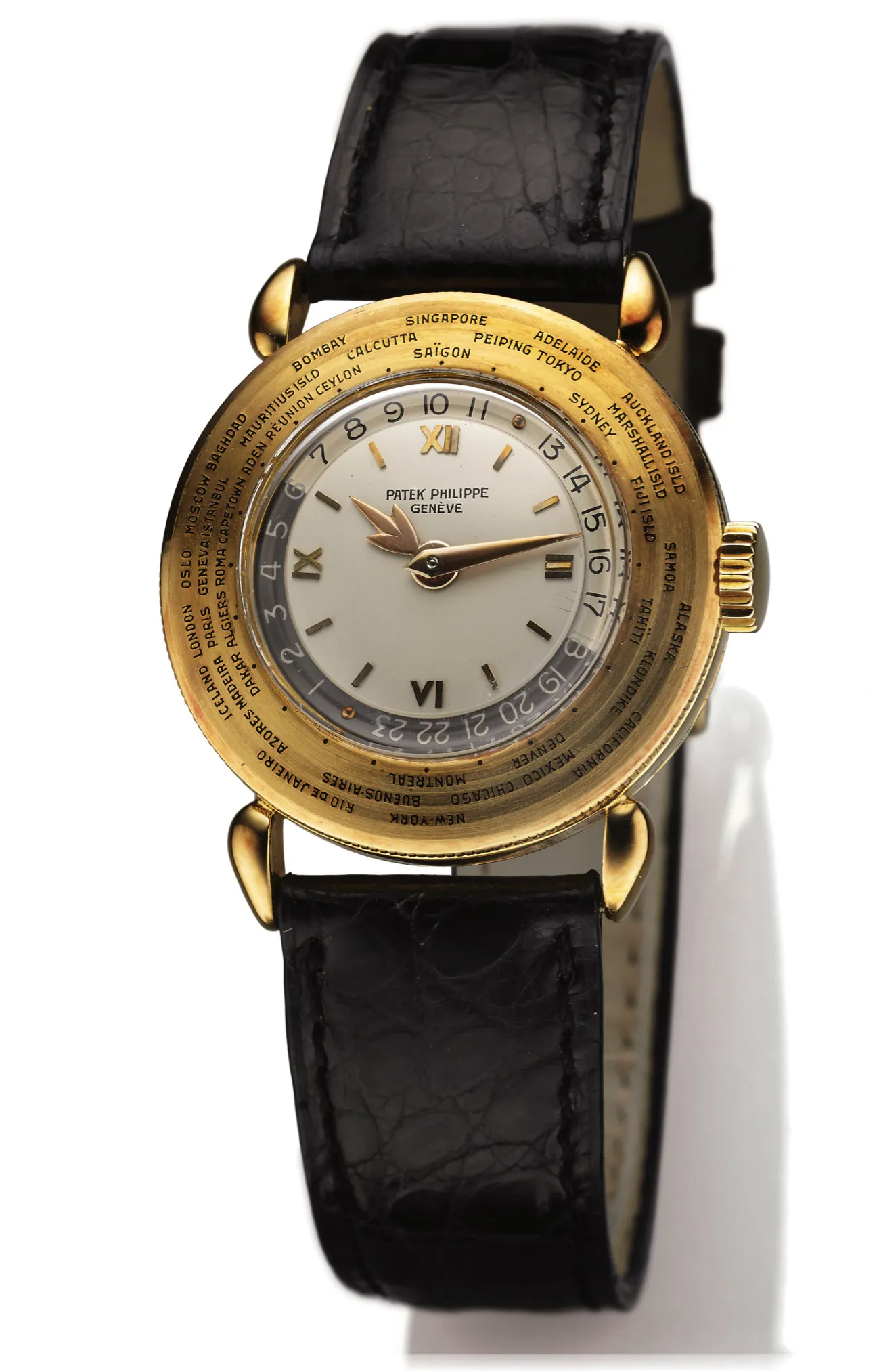 Patek Philippe World Time 1415 31mm Yellow gold White