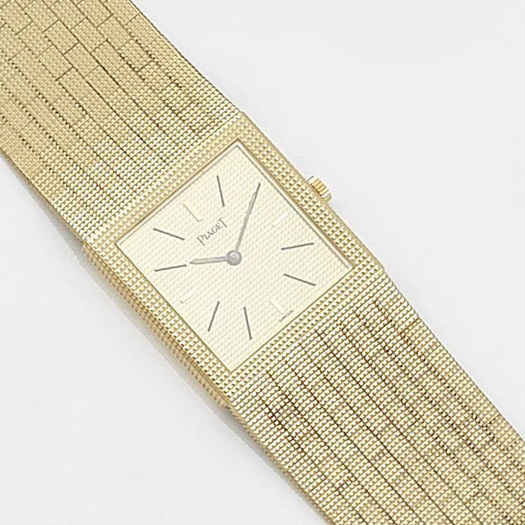 Piaget Polo 9131C4 23mm Yellow gold Champagne