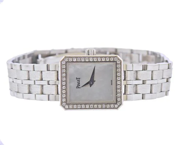 Piaget Protocole 5355 M601D 20mm White gold and Diamond Mother-of-pearl