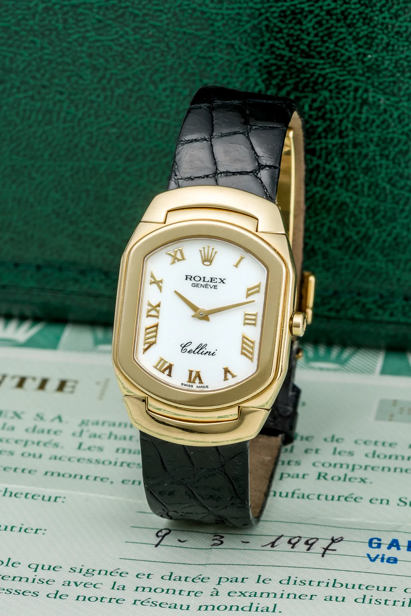 Rolex Cellini 6633 33mm Yellow gold White