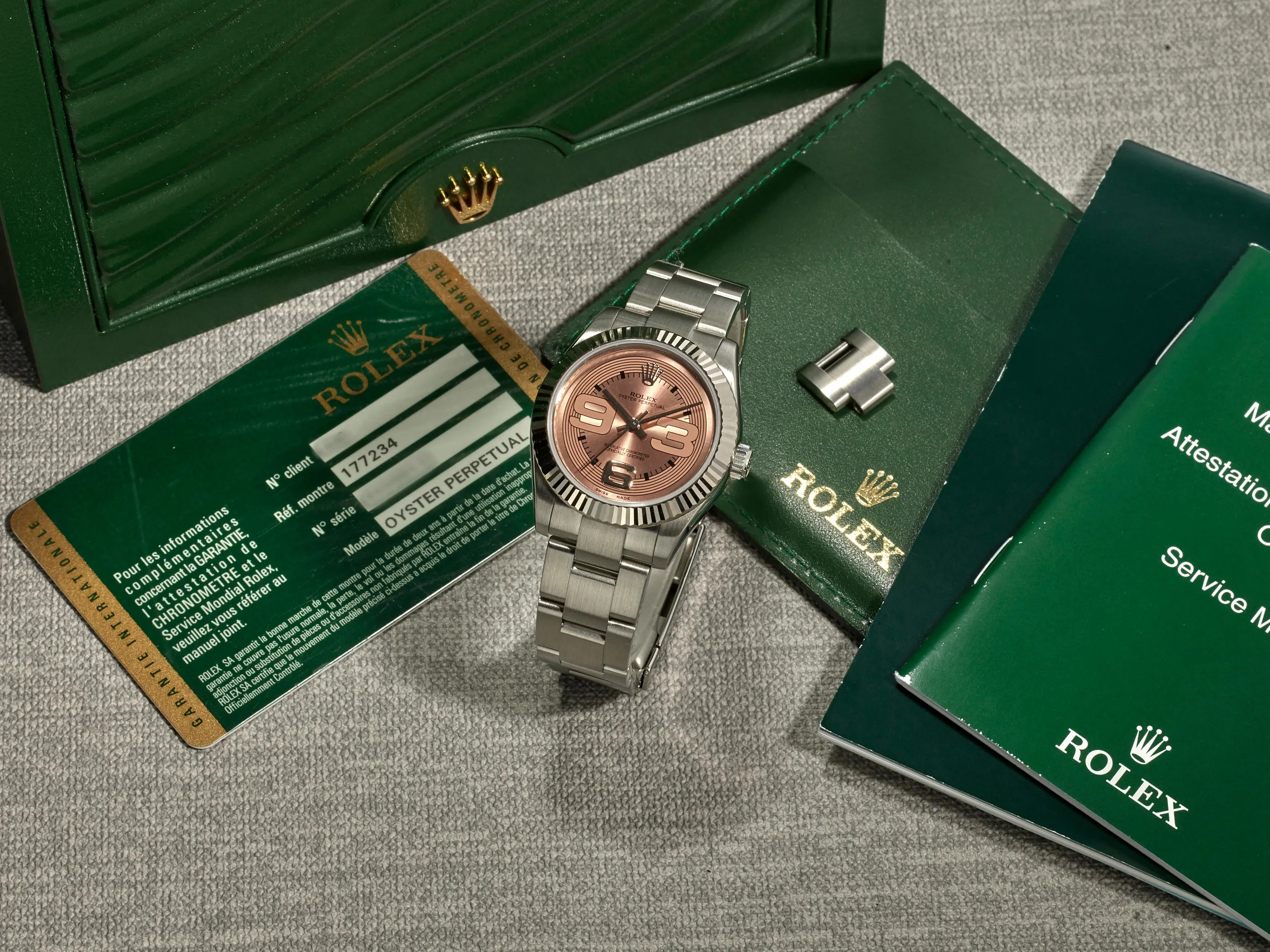 Rolex Oyster Perpetual 31 177234 31mm Stainless steel Salmon