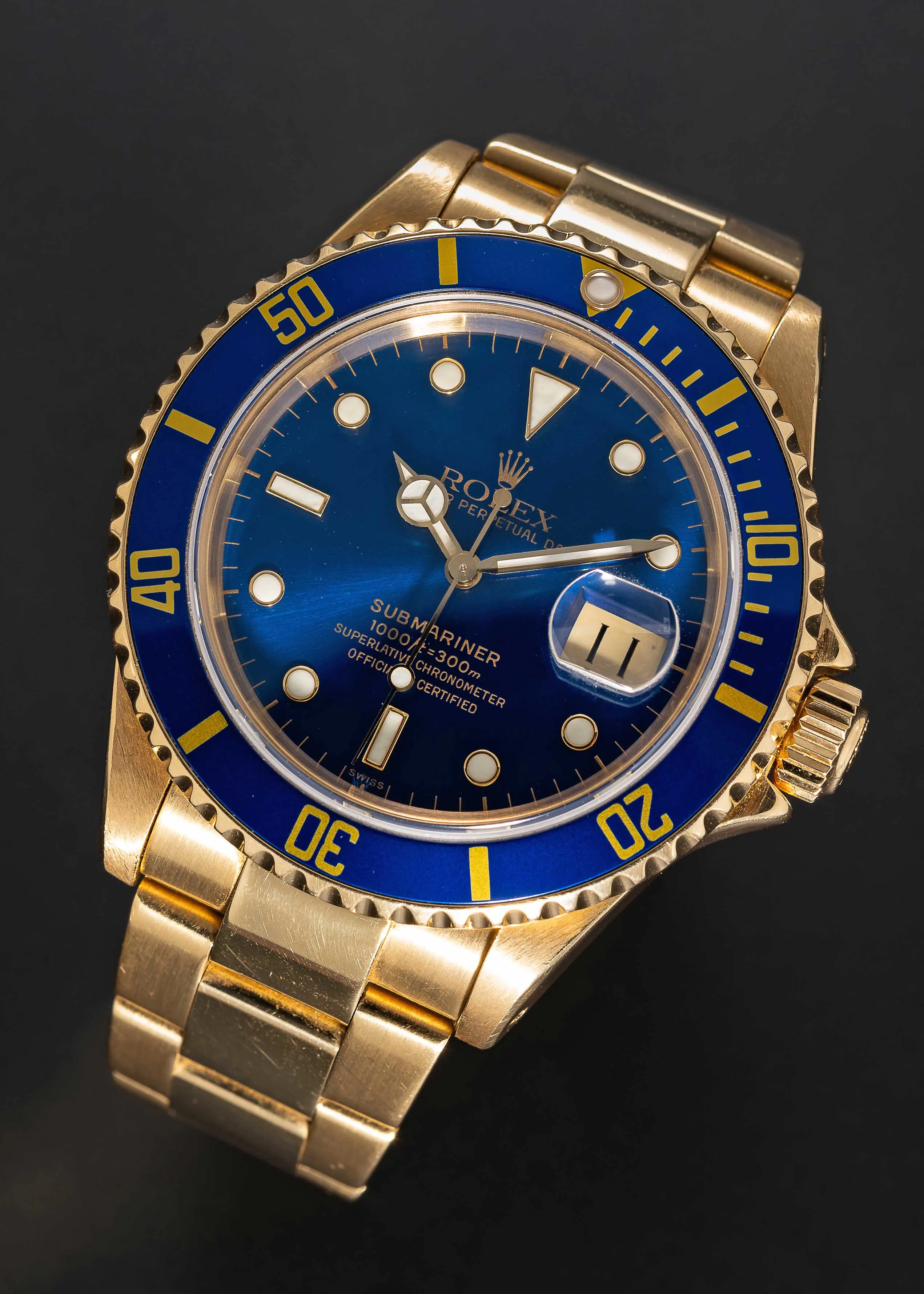 Rolex Submariner 16618 40mm Yellow gold Blue