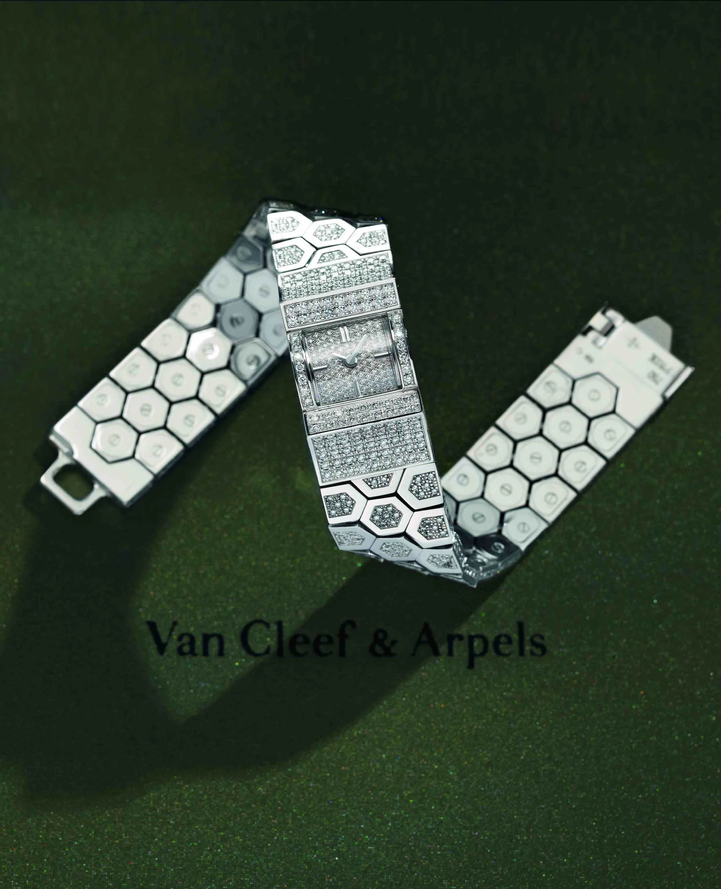 Van Cleef & Arpels Ludo Swann 338984 15mm White gold Diamond-set