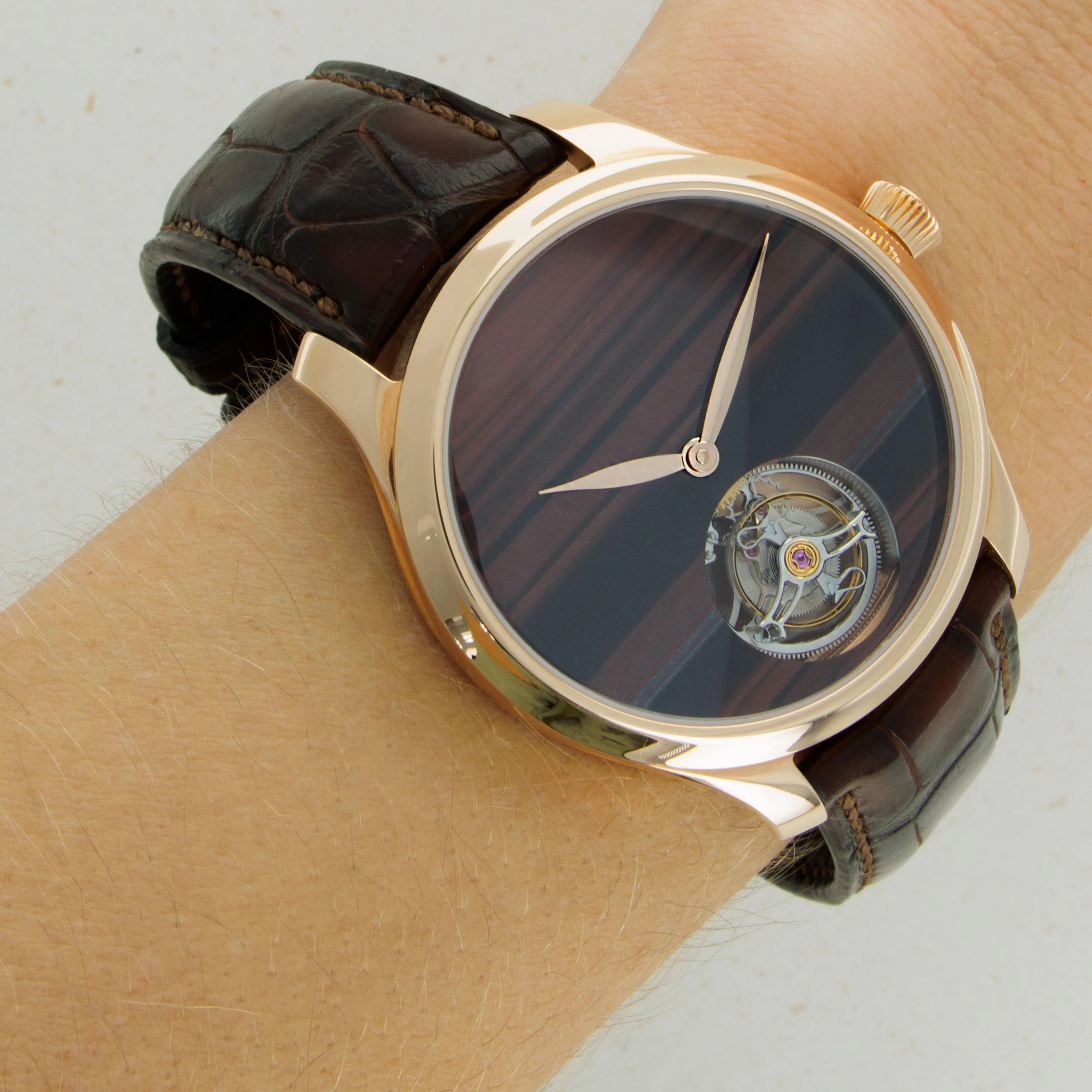 H. Moser & Cie. 1804-0401 40mm Rose gold Eye of tiger 17