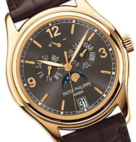 Patek Philippe Annual Calendar 5146J-010 39mm Yellow gold Gray