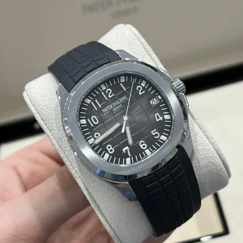 Patek Philippe Aquanaut 5167A-001 40mm Stainless steel Black