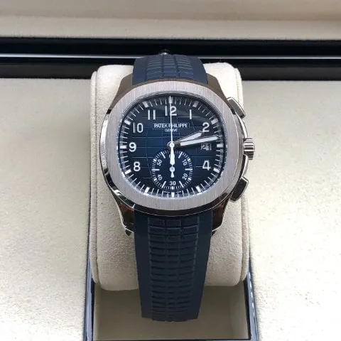 Patek Philippe Aquanaut 5968G-001 42mm White gold Blue