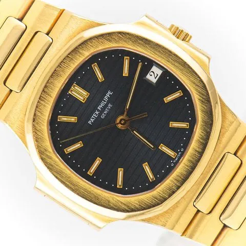 Patek Philippe Nautilus 3800/001 37mm Yellow gold