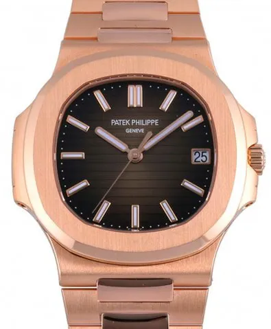 Patek Philippe Nautilus 5711/1R-001 40mm Rose gold Brown