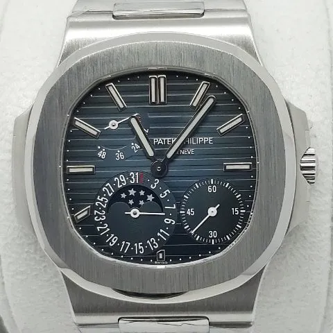 Patek Philippe Nautilus Moonphase 5712/1A-001 40mm Stainless steel Blue