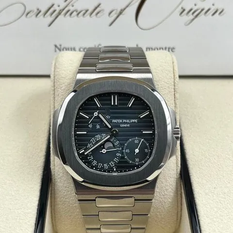 Patek Philippe Nautilus Moonphase 5712/1A-001 40mm Stainless steel Blue