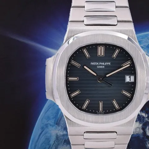 Patek Philippe Nautilus 5800/1A-001 38mm Stainless steel Blue