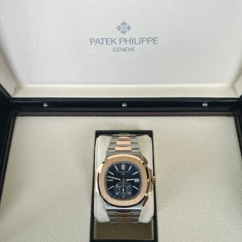 Patek Philippe Nautilus 5980/1AR-001 40.5mm Yellow gold and Stainless steel Blue