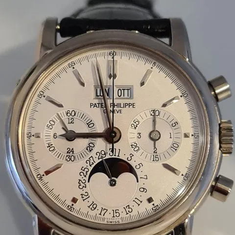 Patek Philippe Perpetual Calendar Chronograph 3970EG 36mm White gold White