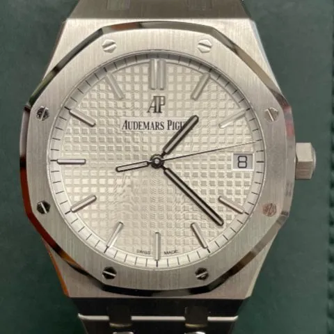 Audemars Piguet Royal Oak 15500ST.OO.1220ST.04 41mm Stainless steel Silver