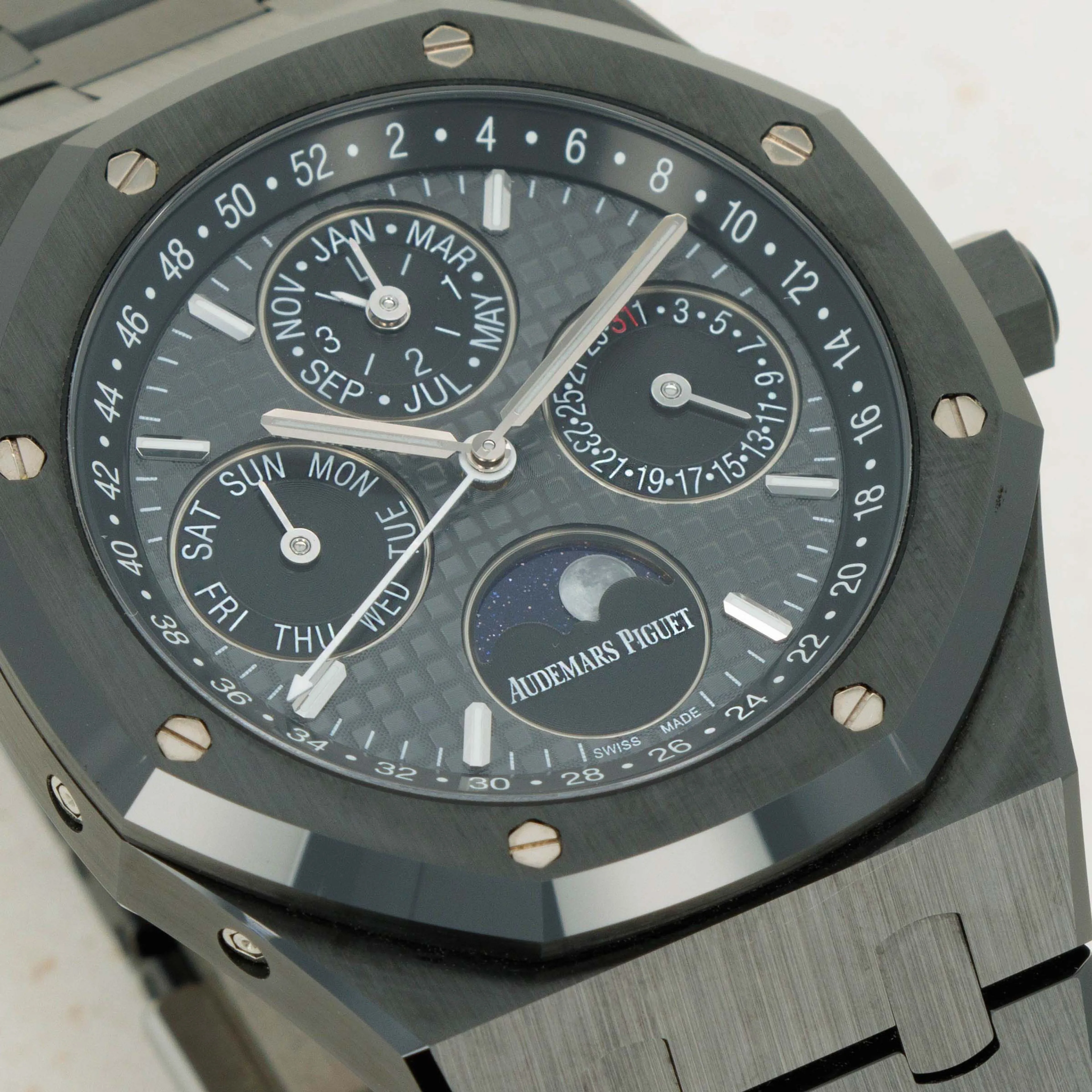 Audemars Piguet Royal Oak Perpetual Calendar 26579CE.OO.1225CE.01 41mm Ceramic Gray 1