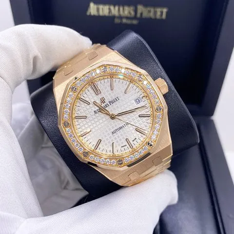 Audemars Piguet Royal Oak 15451OR.ZZ.1256OR.01 37mm Rose gold Silver