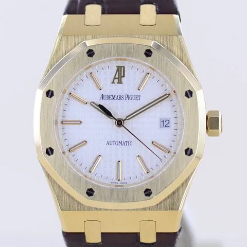 Audemars Piguet Royal Oak 15300BA.OO.D088CR.01 39mm Yellow gold Silver